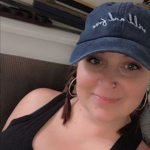 Meet your Posher, Abigail